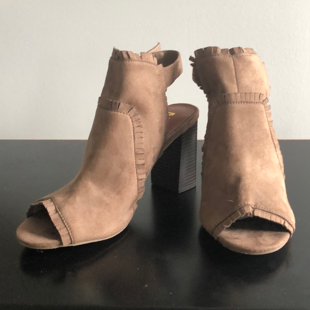 MIA Patrice peep toe bootie heel